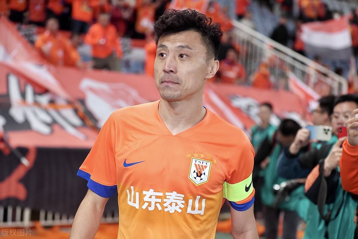 申花客场不敌鲁能,失去领先优势 申花客场不敌鲁能,失去领先优势