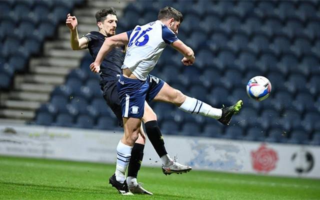 包含米尔沃尔战术失败负于对手，教练改变策略的词条