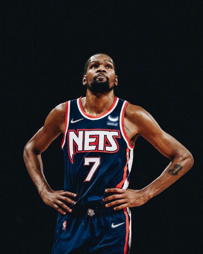 上海队完胜广州队，杜兰特高光表现